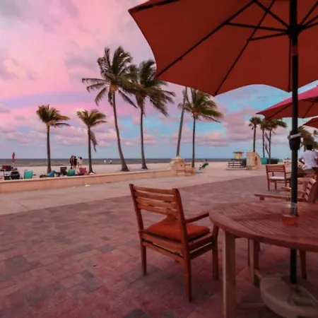 Walkabout 6 Suite On Hollywood Beach With Ocean Views